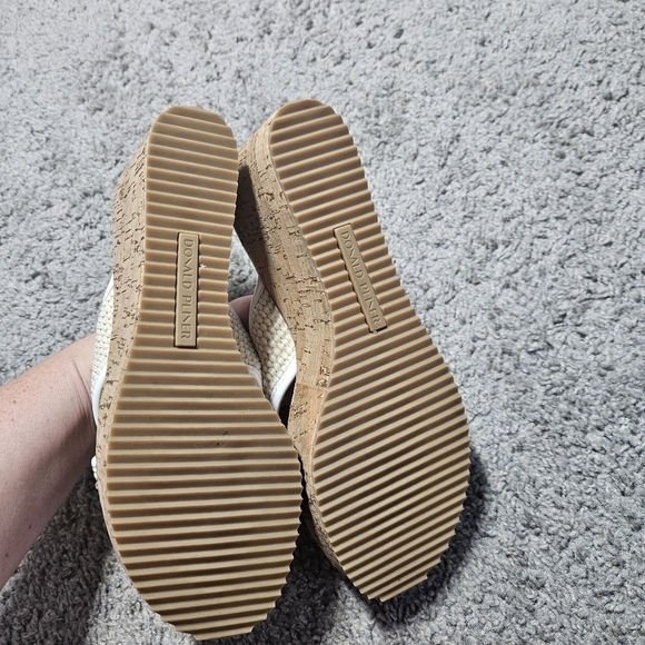 Donald Pliner Natural Canvas Ilonar Cork Wedge Platform Sandals size 9M - Picture 7 of 8